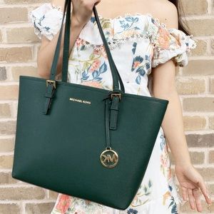 Michael Kors Jet Set tote